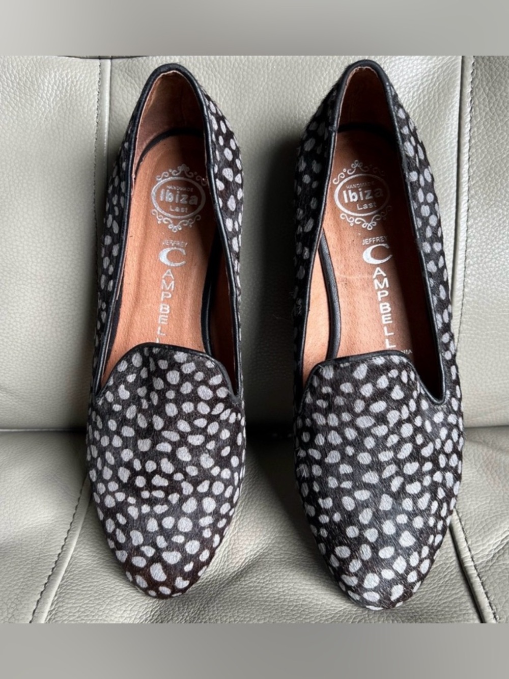 Jeffrey Campbell Calf Hair Flat Shoes Sz 7.5 Gray Black Animal Print Slip On